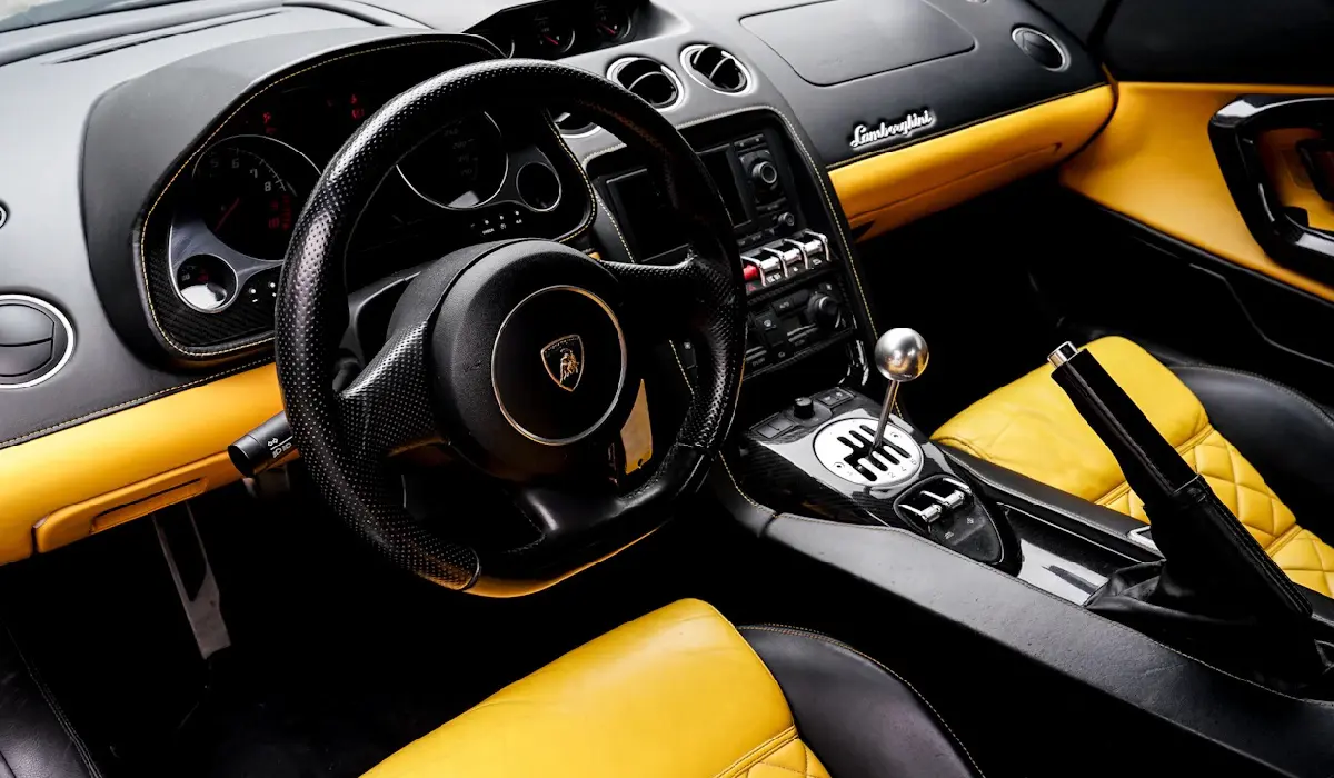 Lamborghini - Gallardo LP 550-2 - Car Rentals Near me - Used Cars Near me - Exclusive Concierge Club.webp